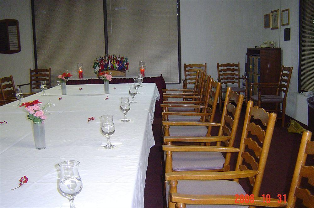 Ahoskie Inn Buitenkant foto